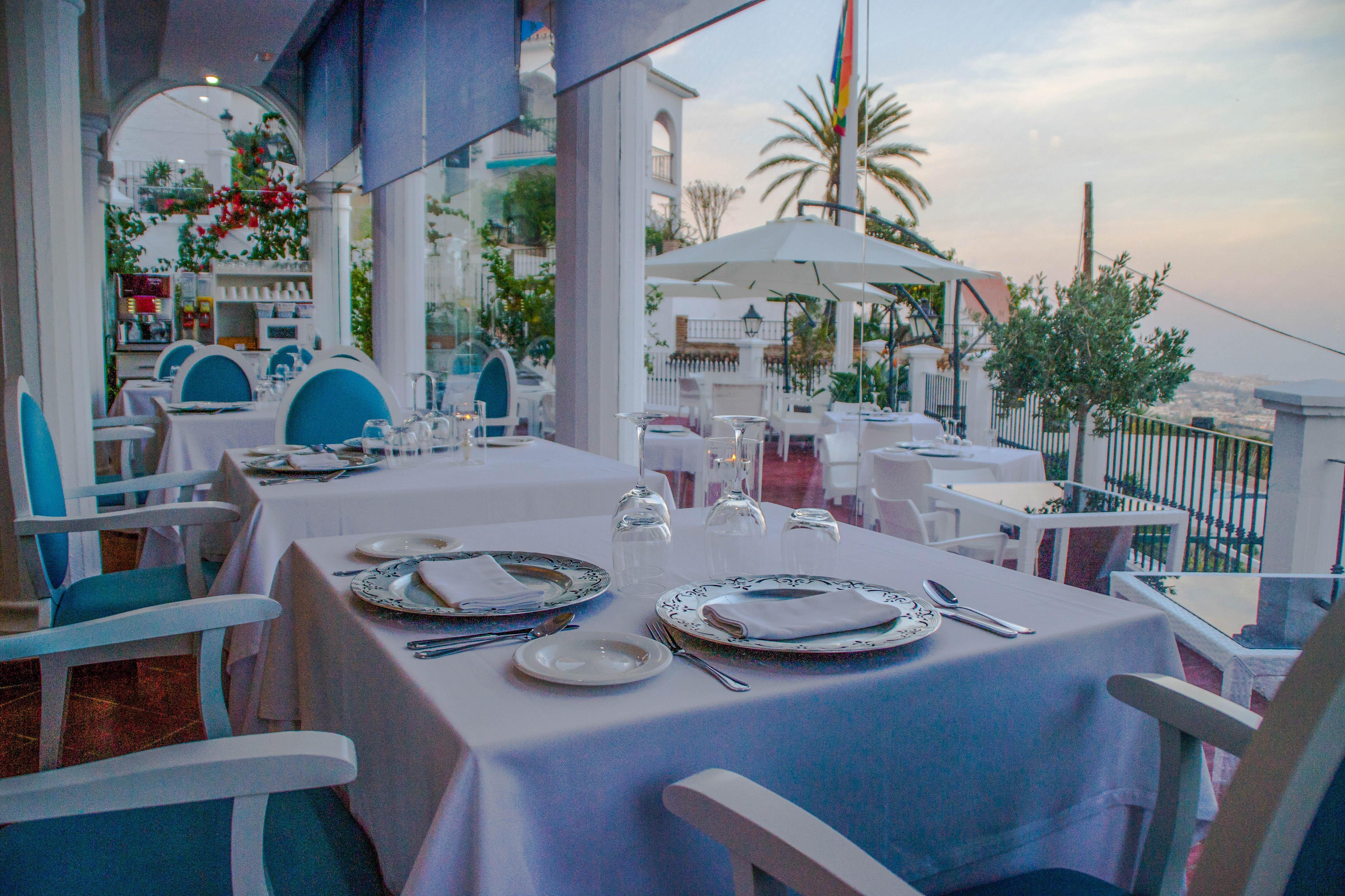 Hotel La Fonda Benalmadena Bagian luar foto