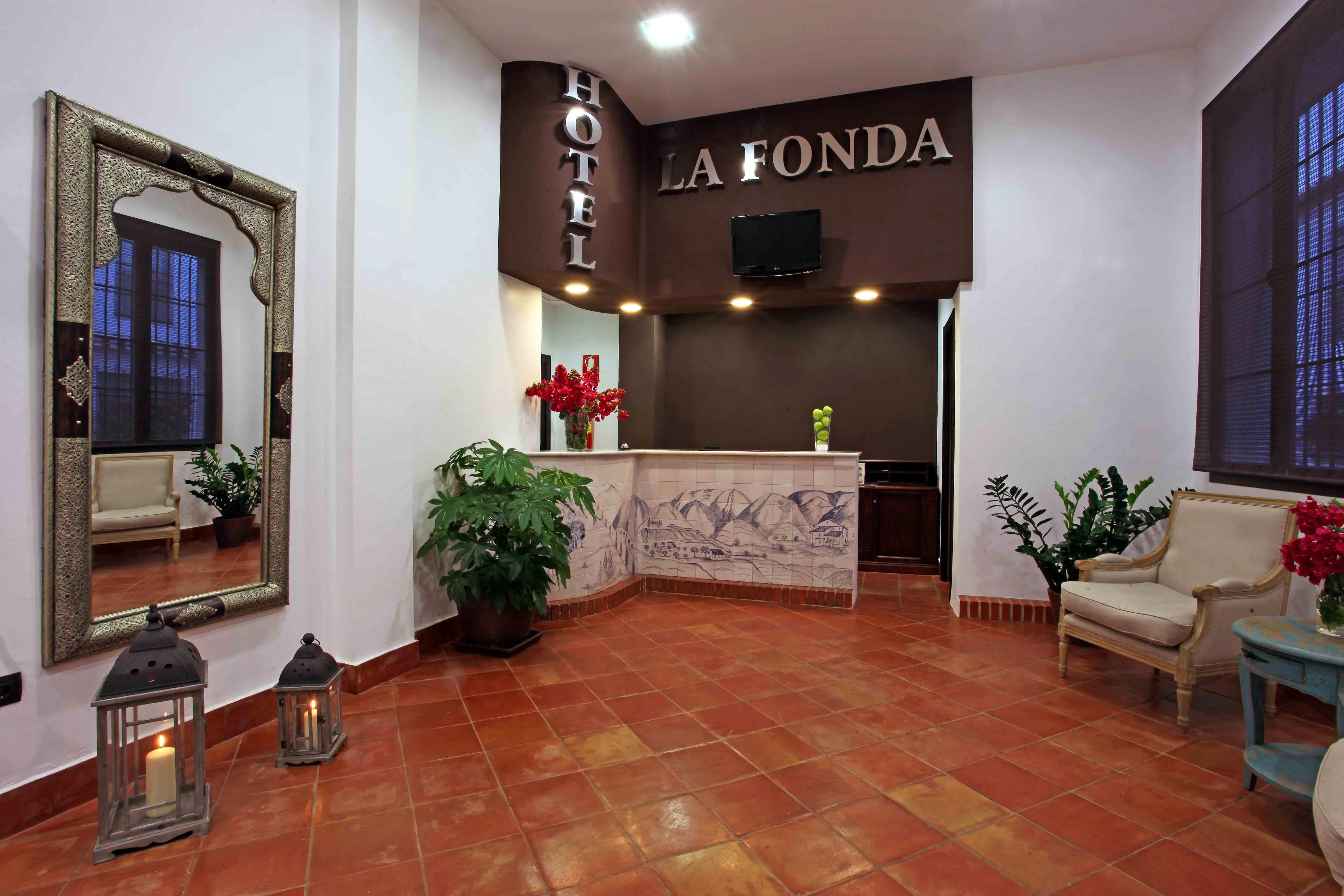 Hotel La Fonda Benalmadena Bagian luar foto
