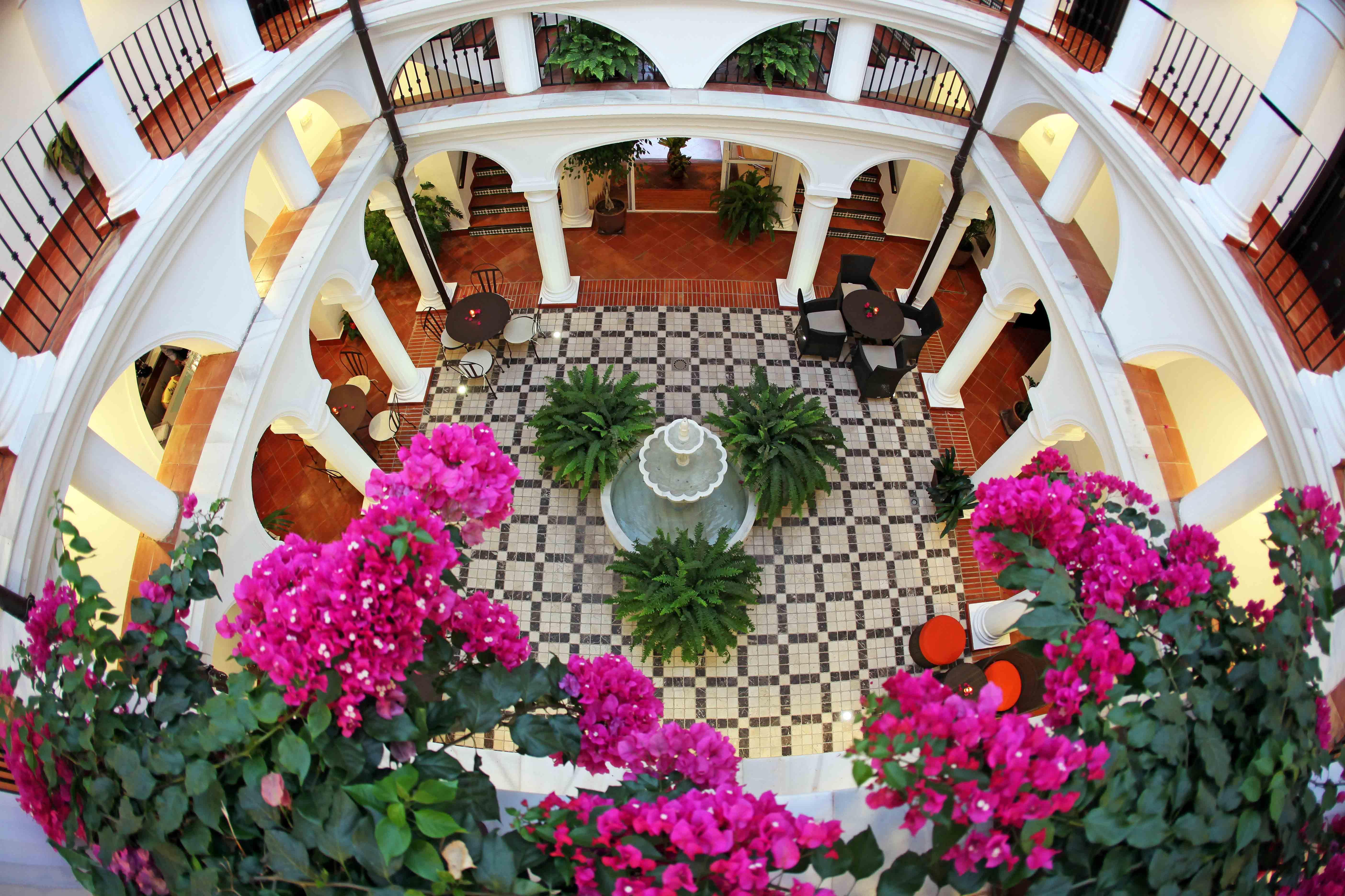 Hotel La Fonda Benalmadena Bagian luar foto
