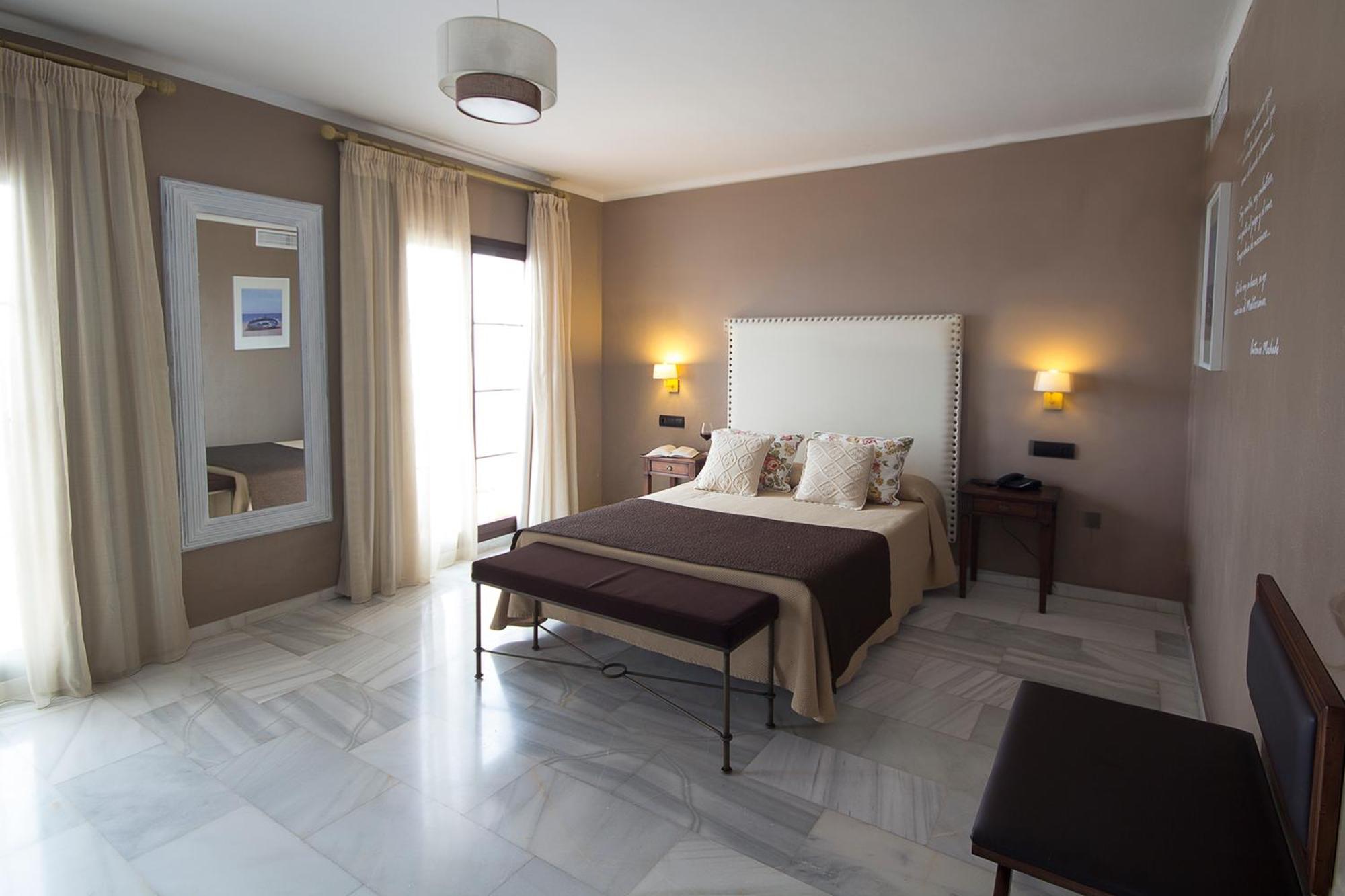 Hotel La Fonda Benalmadena Bagian luar foto